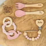 Coffret anneau dentition, attache tétine, couverts rose